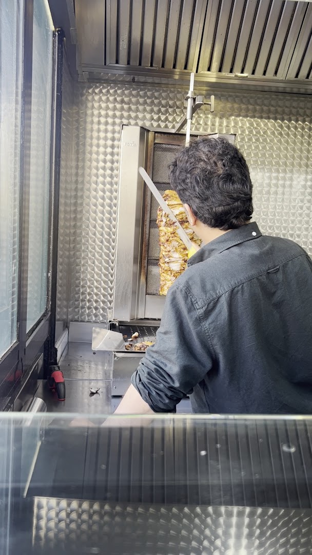 ROOTS OF BERLIN Berliner kebab · Photos 27