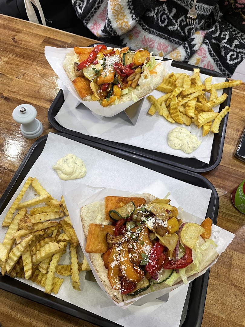 ROOTS OF BERLIN Berliner kebab · Photos 16