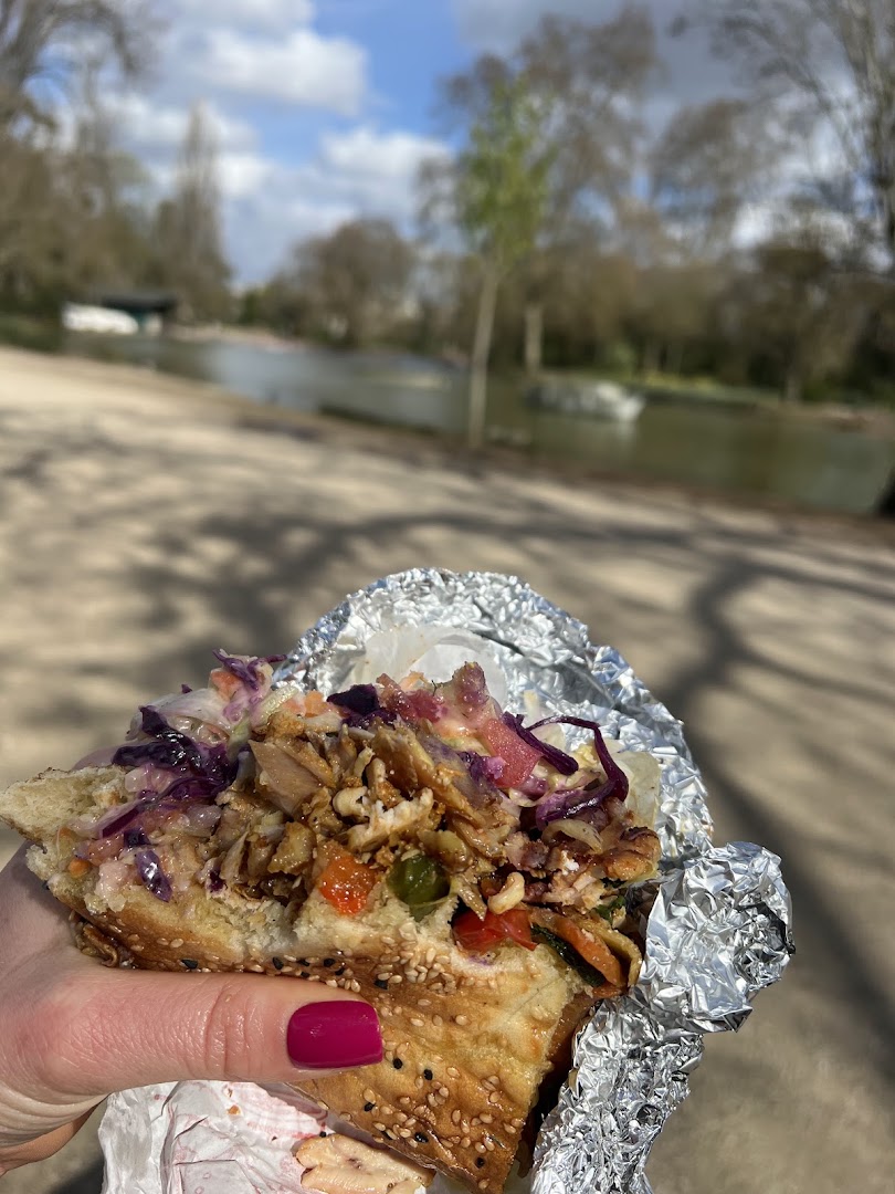 ROOTS OF BERLIN Berliner kebab · Photos 19